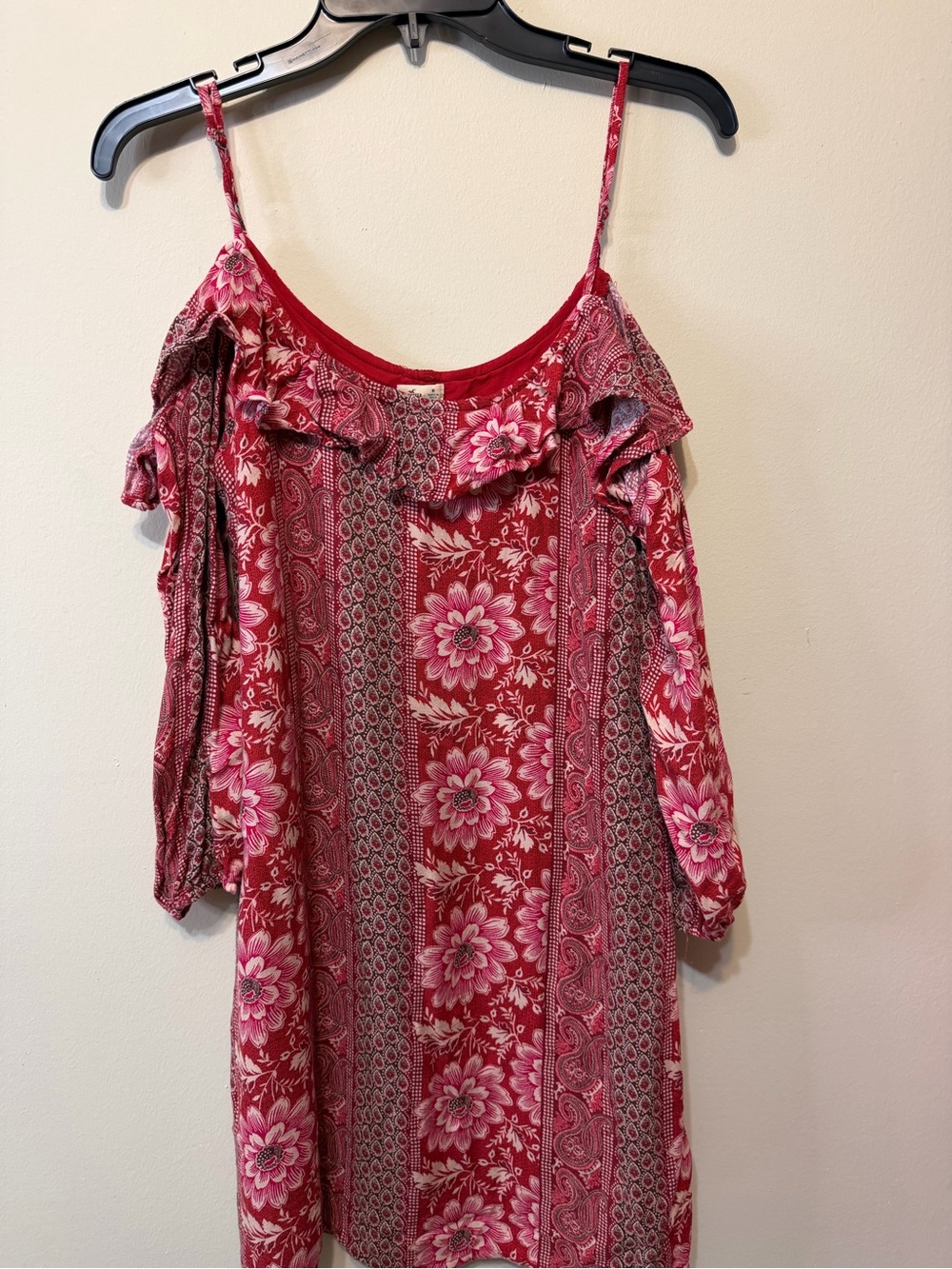 Hollister Floral Off-Shoulder Women’s Top - Red 2441
